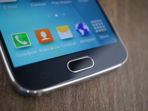  Обзор Samsung Galaxy S6: почти без компромиссов Samsung  - 1431624007_galaxy_s6_16