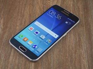  Обзор Samsung Galaxy S6: почти без компромиссов Samsung  - 1431710169_galaxy_s6_09