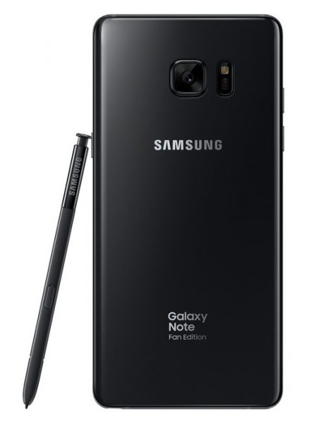  Особенности комплектации нашумевшего Galaxy Note Fan Edition Samsung  - galaxy_note_fe_press_03