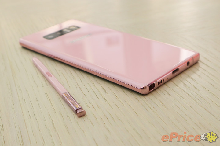  Розовому Samsung Galaxy Note 8 быть. Гаджет представлен в Тайване Samsung  - samsung_galaxy_note_8_pink_11