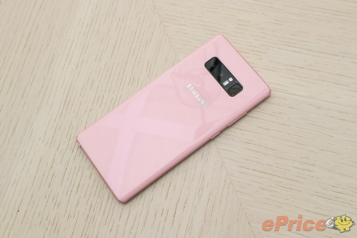  Розовому Samsung Galaxy Note 8 быть. Гаджет представлен в Тайване Samsung  - samsung_galaxy_note_8_pink_2