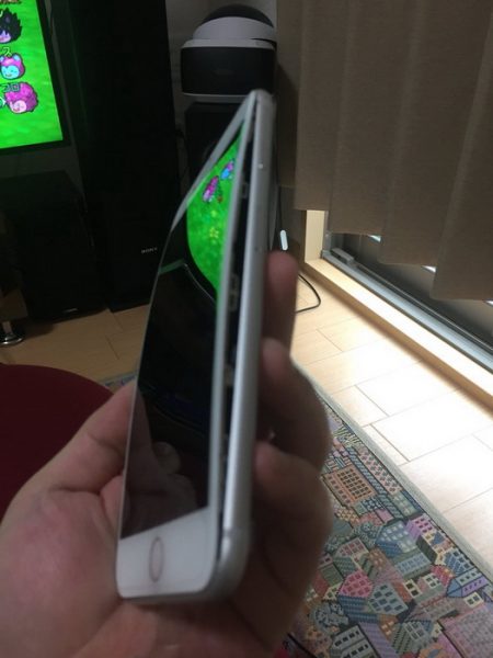  Взрыв iPhone 8 Plus. Два случая произошедшие в Азии Apple  - iphone_8_plus_explode_05