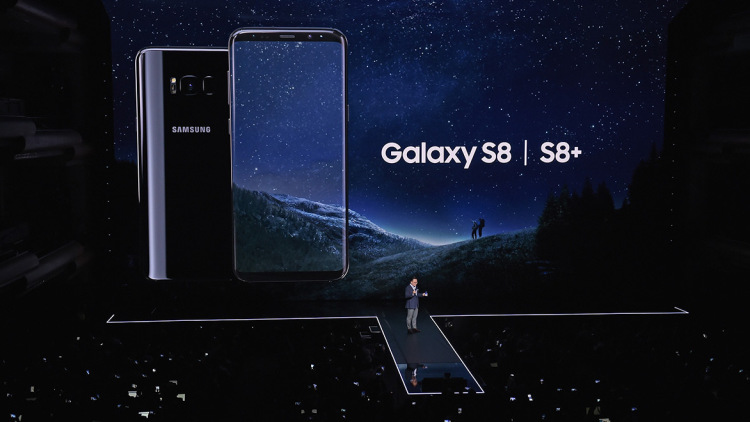  Где у Galaxy S9 будет сканер отпечатков пальцев ? интересные факты Samsung  - 1_samsung_galaxy_s8.-750