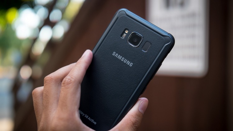  Samsung выпустит версию Galaxy S9 с батареей на 4000 мАч Samsung  - s8-active.-750