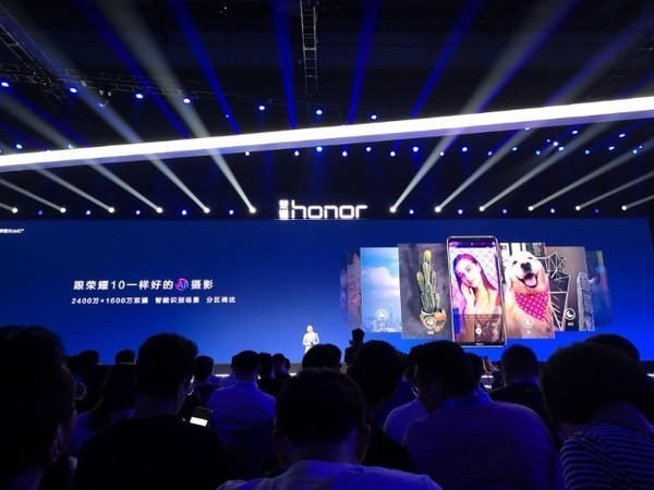  Дебют Huаwei Honor Note 10 с двойным турбо-ускорением Huawei  - 1554973