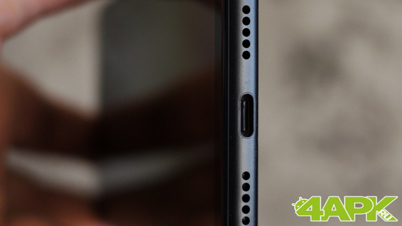  Обзор Xiaomi Mi 8: победитель среди двойников Xiaomi  - 1-1