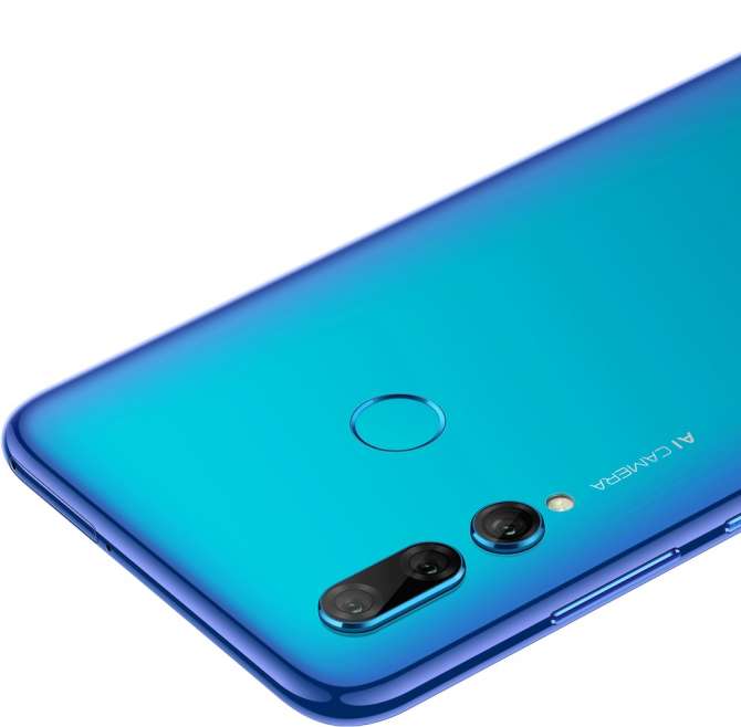  Анонсирован Huawei P Smart+ (2019). Тройная камера Huawei  - hipertextual-huawei-anuncia-p-smart-2019-gama-media-con-triple-camara-trasera-2019741768-670x658