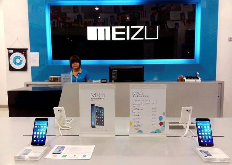  Meizu и ее оригинальное исполнение селфи-камеры Meizu  - meizu1