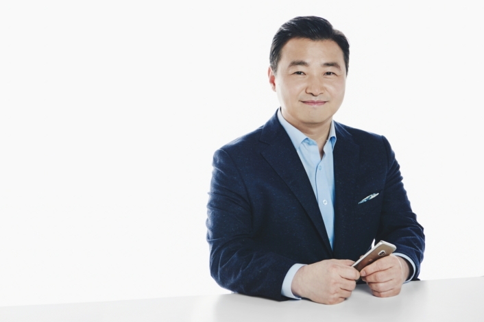  У Samsung теперь новый руководитель по выпуску смартфонов Samsung  - TaeMoonRoh_Main_1