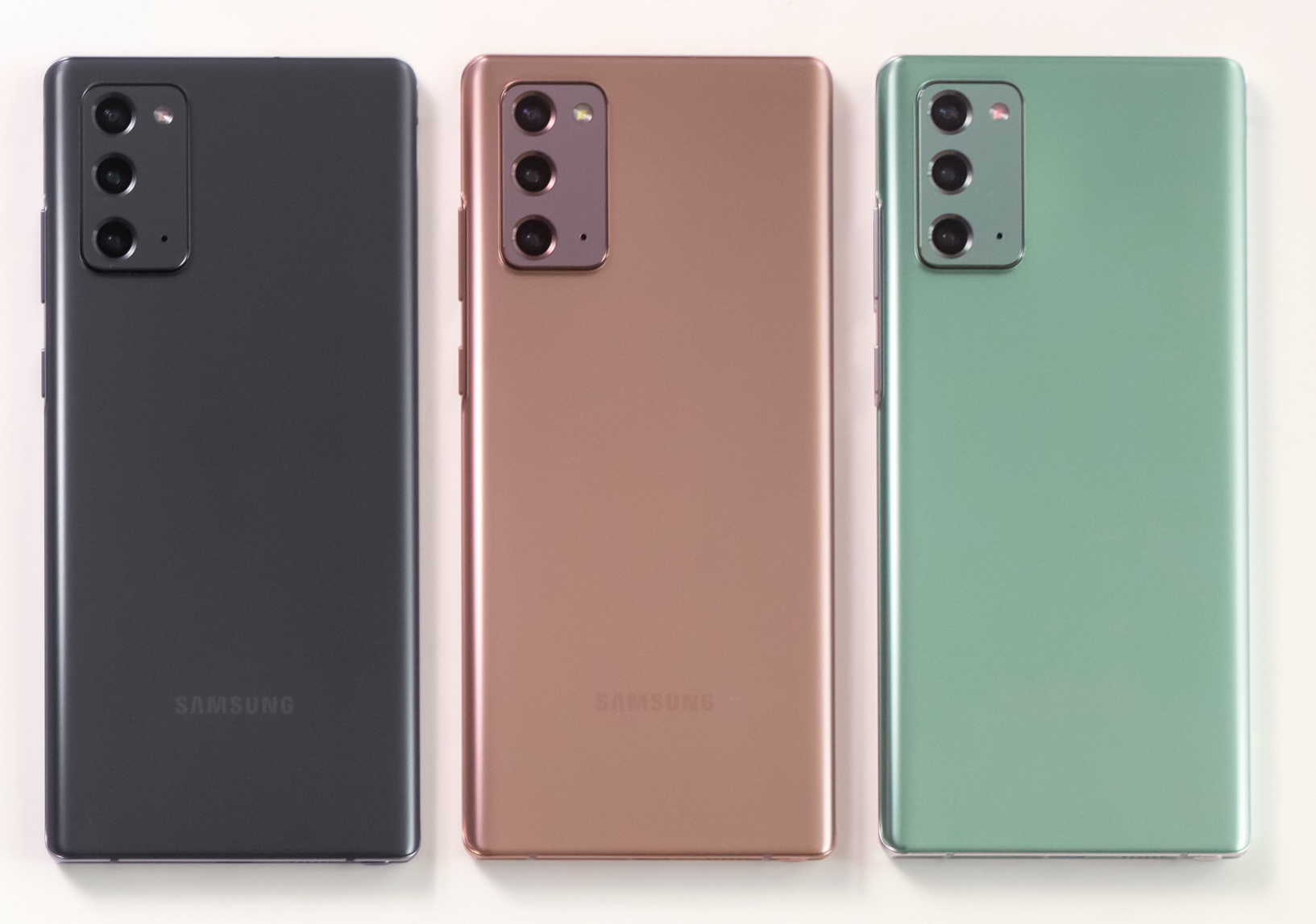  Эксклюзивные расцветки Samsung Galaxy Note 20 Samsung  - anons_galaxy_note_20_picture9_0