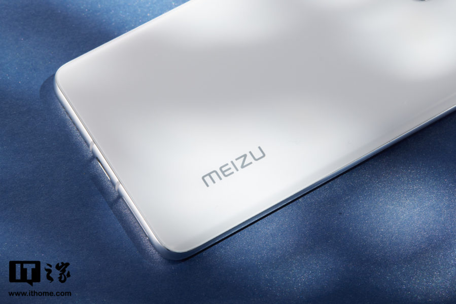  Meizu 18 и Meizu 18 Pro: фотографии и распаковка Meizu  - raspakovka_i_zhivye_foto_meizu_18_i_meizu_18_pro__33