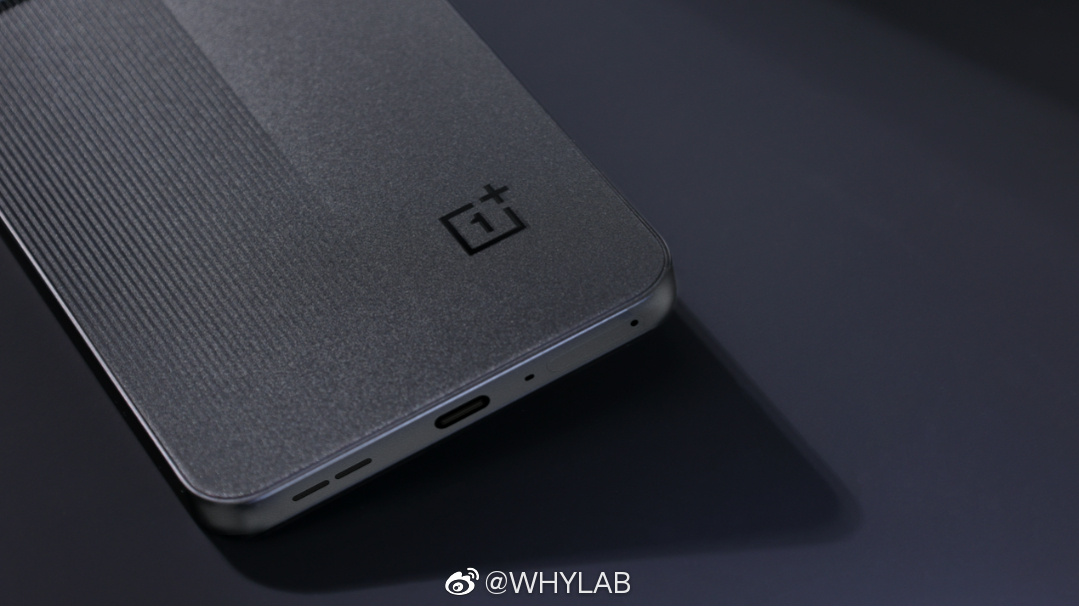  Новые постеры OnePlus Ace. Отличия от OnePlus 10R Другие устройства  - vse_taki_raznye_novye_postery_oneplus_ace_i_otlichia_ot_oneplus_10r_3