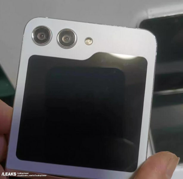  Дизайн Samsung Galaxy Z Flip 5 в двух расцветках. Фото и видео Samsung  - dizajn_samsung_galaxy_z_flip_5_v_dvuh_cvetah_na_foto_i_video_bolvanok_picture2_4_resize